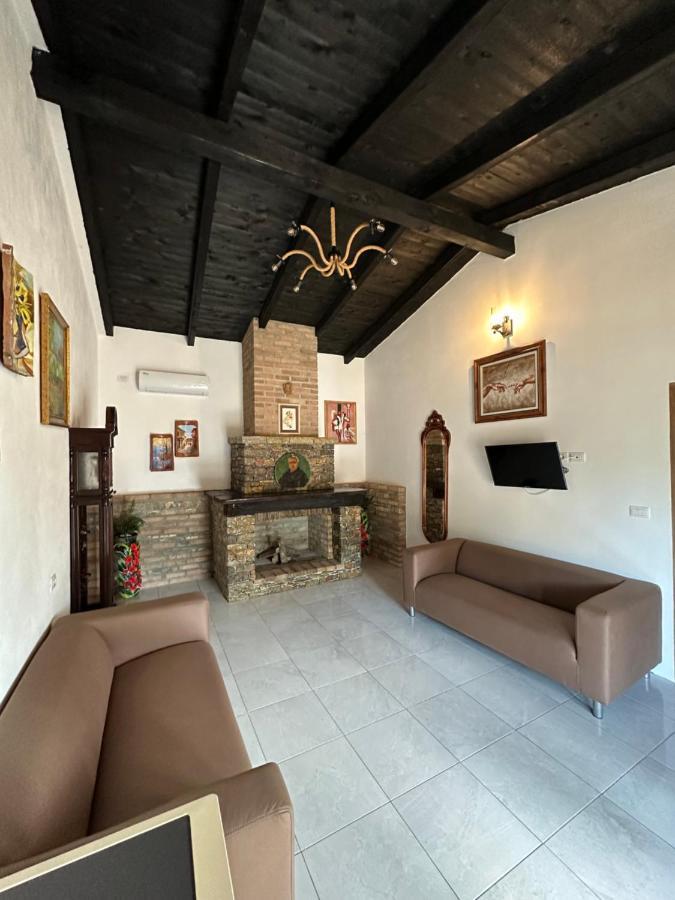 Ara E Vjeter Resort Velipojë Esterno foto